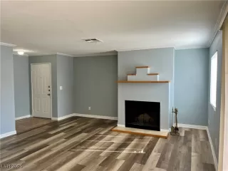 Photo #1: 2671429 Listing 