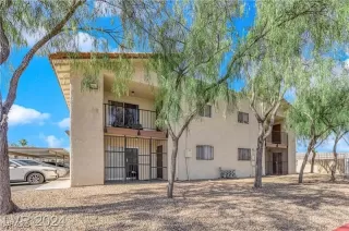 Photo #1: 2671435 Listing 