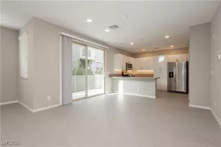 Photo #3: 2671444 Listing 