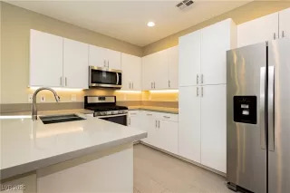 Photo #6: 2671444 Listing 