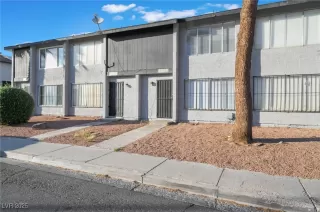 Photo #1: 2671463 Listing 