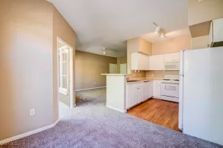 Photo #4: 2671467 Listing 