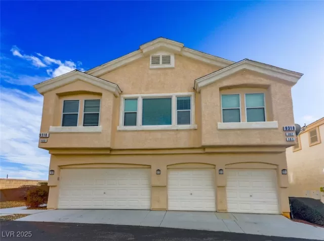 MLS: 2671510 Condo For Sale