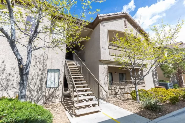MLS: 2671513 Condo For Sale