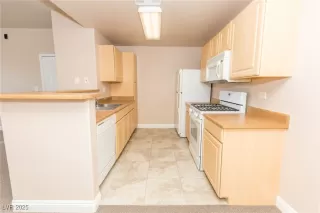 Photo #3: 2671513 Listing 
