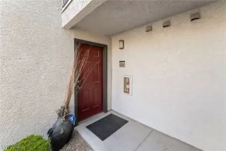 Photo #3: 2671517 Listing 