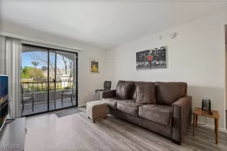 Photo #5: 2671517 Listing 