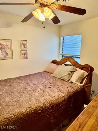 Photo #2: 2671539 Listing