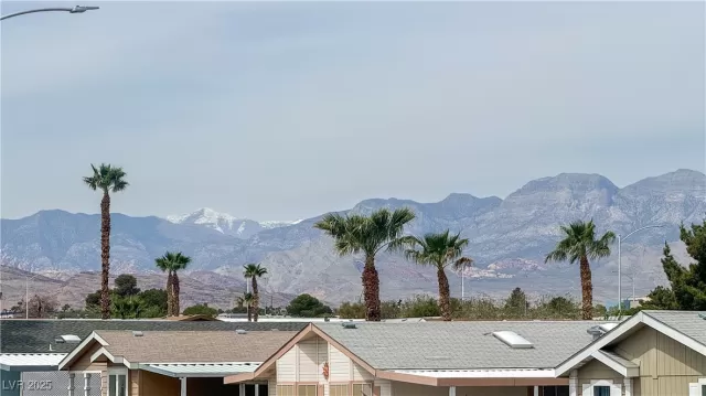 MLS: 2671558 Condo For Sale