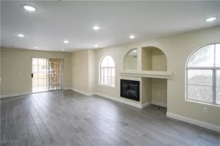 Photo #6: 2671558 Listing