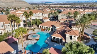 Photo #3: 2671580 Listing