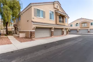 Photo #2: 2671589 Listing 