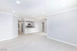 Photo #1: 2671596 Listing 