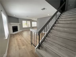 Photo #5: 2671632 Listing 