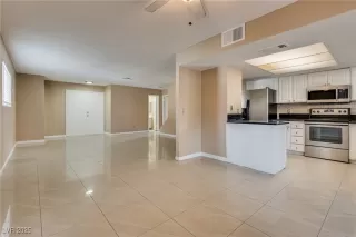 Photo #3: 2671655 Listing