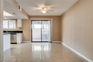 Photo #5: 2671655 Listing