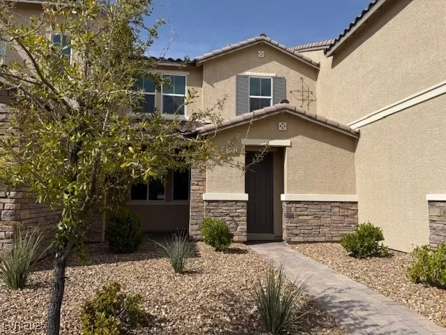 MLS: 2671660 Condo For Sale