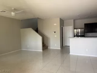 Photo #6: 2671660 Listing 