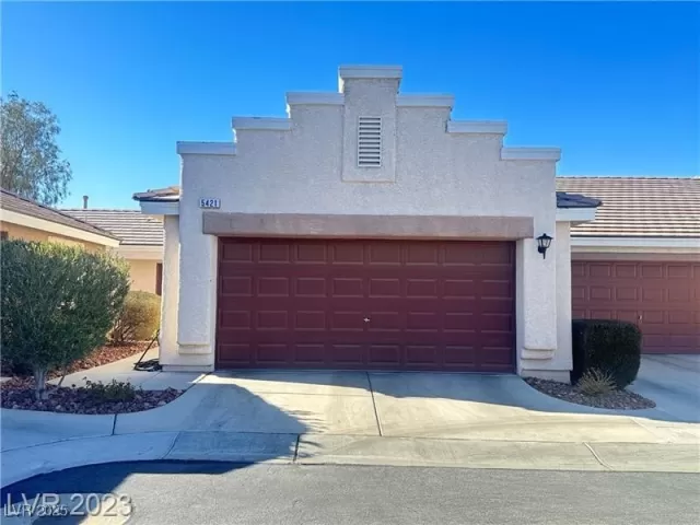 MLS: 2671682 Condo For Sale