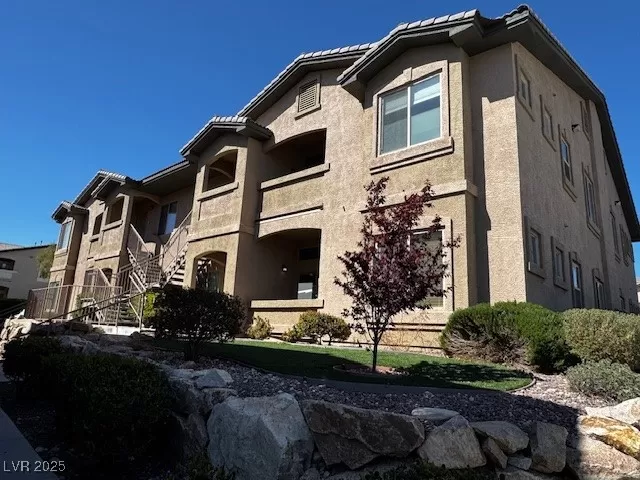 MLS: 2671716 Condo For Sale