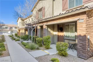 Photo #2: 2671721 Listing 