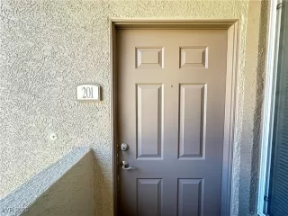 Photo #1: 2671741 Listing 