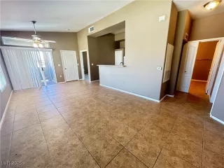 Photo #2: 2671741 Listing 