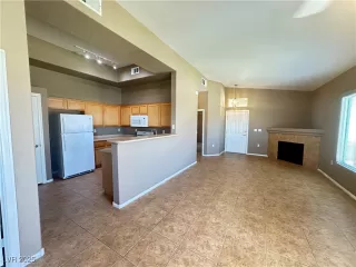 Photo #5: 2671741 Listing 