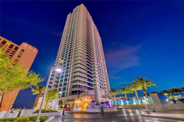 MLS: 2671743 Condo For Sale