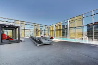 Photo #3: 2671773 Listing 
