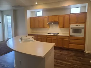 Photo #3: 2671786 Listing 