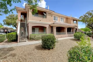 Photo #1: 2671821 Listing