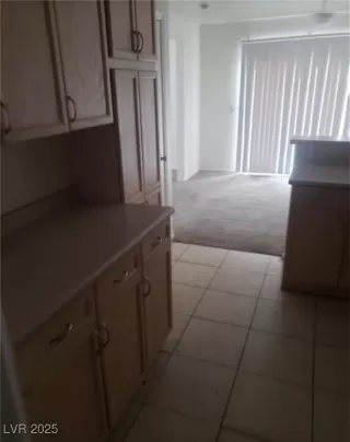 Photo #6: 2671833 Listing