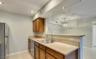 Photo #3: 2671919 Listing 