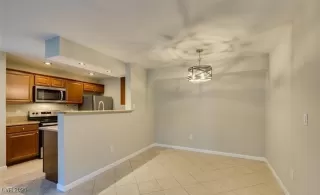 Photo #5: 2671919 Listing 