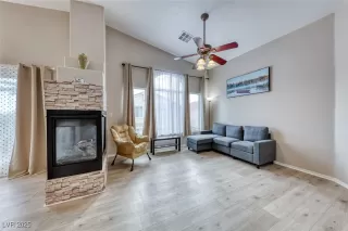 Photo #5: 2671920 Listing