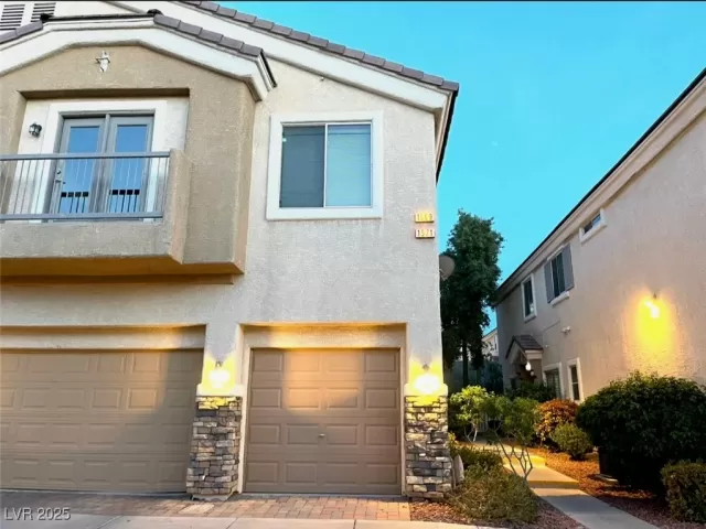 MLS: 2671924 Condo For Sale