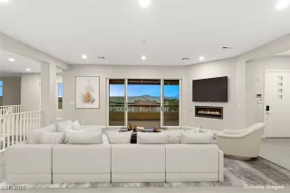 Photo #2: 2671931 Listing 