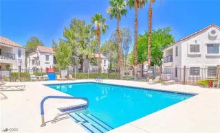 Photo #1: 2671939 Listing 