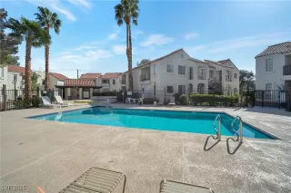 Photo #3: 2671939 Listing 