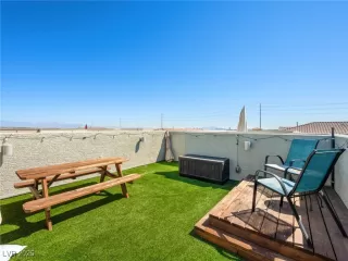 Photo #5: 2671947 Listing 