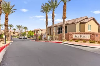 Photo #4: 2671948 Listing