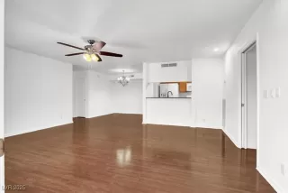 Photo #2: 2671976 Listing 