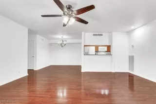 Photo #4: 2671976 Listing 