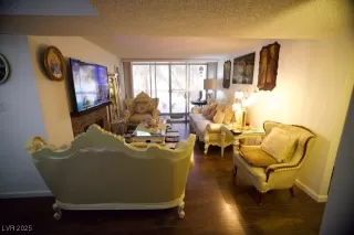 Photo #6: 2671979 Listing 