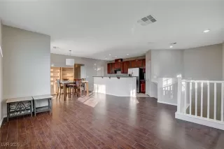 Photo #1: 2671991 Listing 