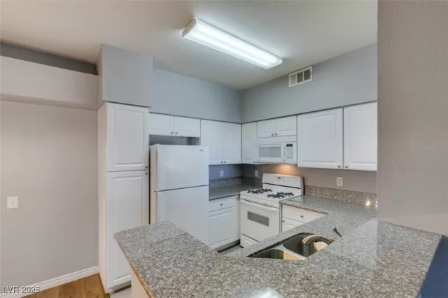 MLS: 2671997 Condo For Sale