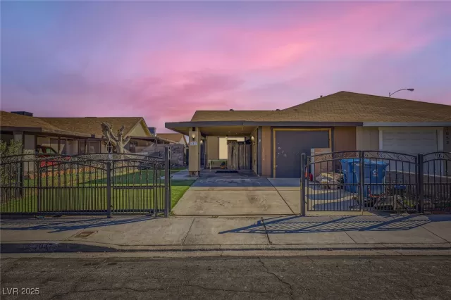 MLS: 2672006 Condo For Sale