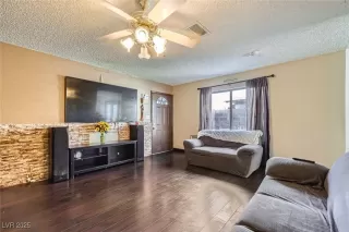 Photo #5: 2672006 Listing 