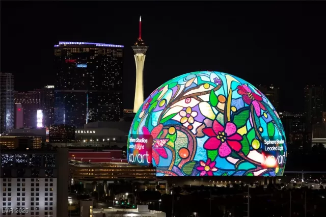 MLS: 2672027 Condo For Sale